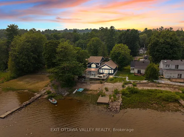 502B Macgregor Bay Trl, Petawawa, ON K8A 8K9