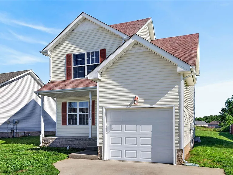 551 Fox Trot Dr — Photo 2