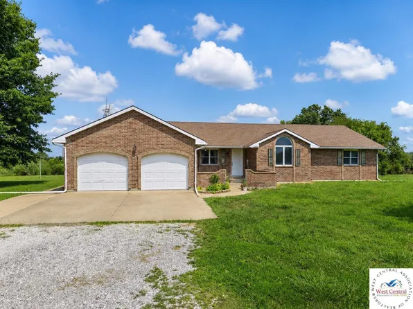 27302 Pvt #277, Carrollton, MO 64633