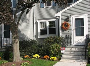 40 Washington Grn, East Walpole, MA 02032