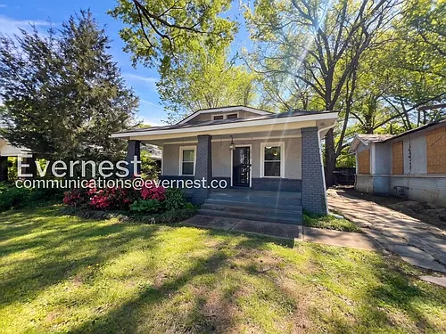 1489 Faxon Ave Photo 1
