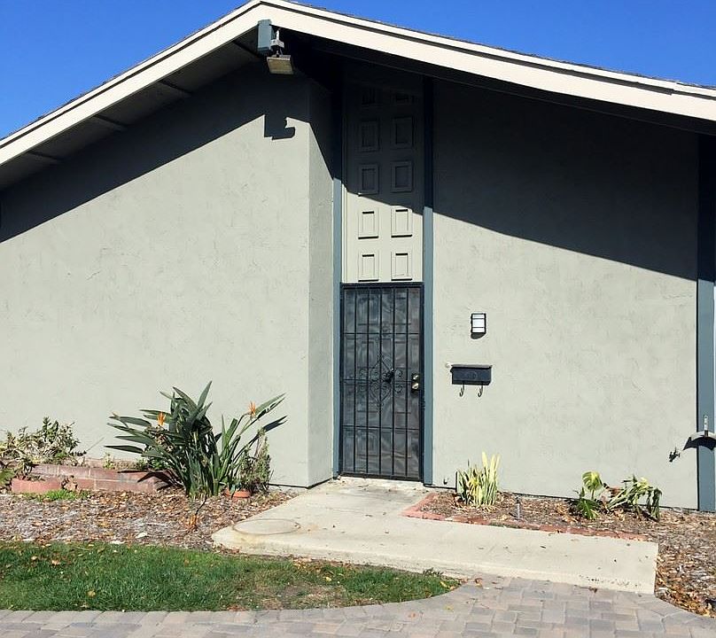 1st image of 457 Los Arbolitos Blvd