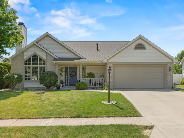 2226 Bluewater Trl, Fort Wayne, IN 46804