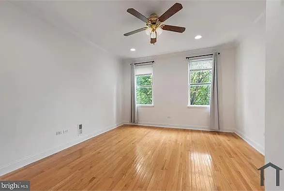 411 N Kenwood Ave — Photo 28