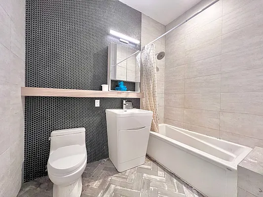 Rented by Doorway NYC, LLC | media 52