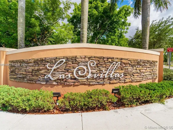 10012 NW 7th St Unit 209, Miami, FL 33172