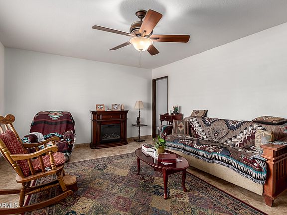 2nd image of 9618 W APPALOOSA Drive