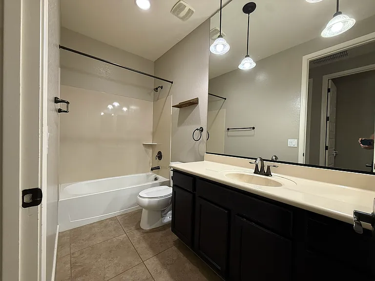 7579 W Marconi Ave — Photo 12