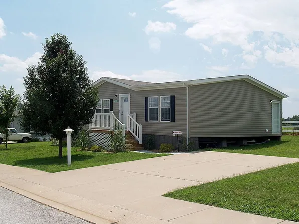 2805 S Roundhill Rd, Brookline, MO 65619