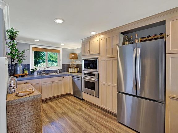 5th image of 640 W Solana Cir Unit 19