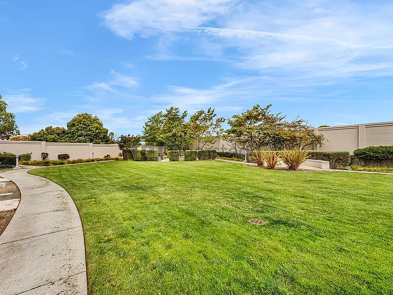 801 Jetty Dr — Photo 34