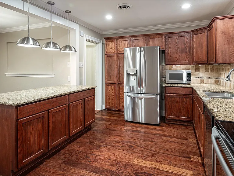 11702 Lochwood Blvd — Photo 6