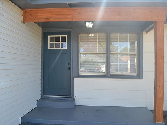 4th image of 732 E Rose Dr