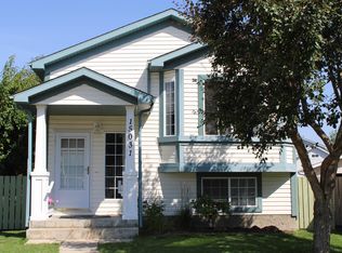 15031 135th St NW, Edmonton, AB T6V 1M9