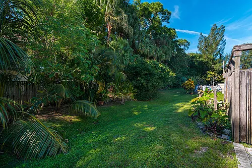 4873 Arthur St Photo 1