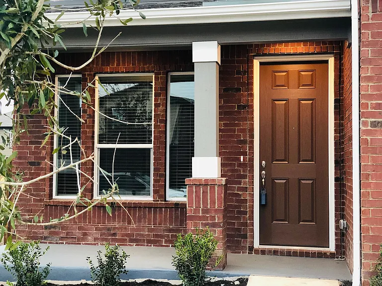 17102 Prestons Braid Ln — Photo 2