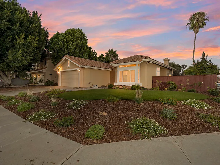 13103 Ireland Ln — Photo 57