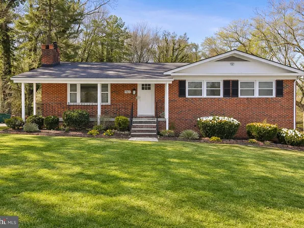 14813 Berry Rd, Accokeek, MD 20607