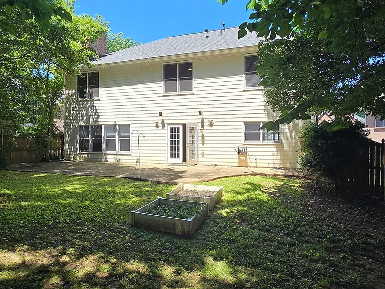 174 Ennisbrook Dr SE — Photo 89