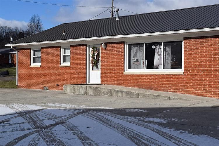1st image of 507 Minton Dr