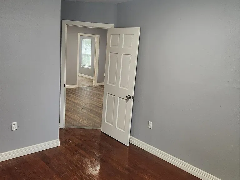1311 Carlisle St — Photo 22