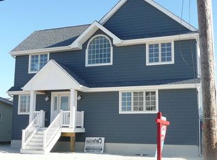 15 Marin Ln, Manahawkin, NJ 08050