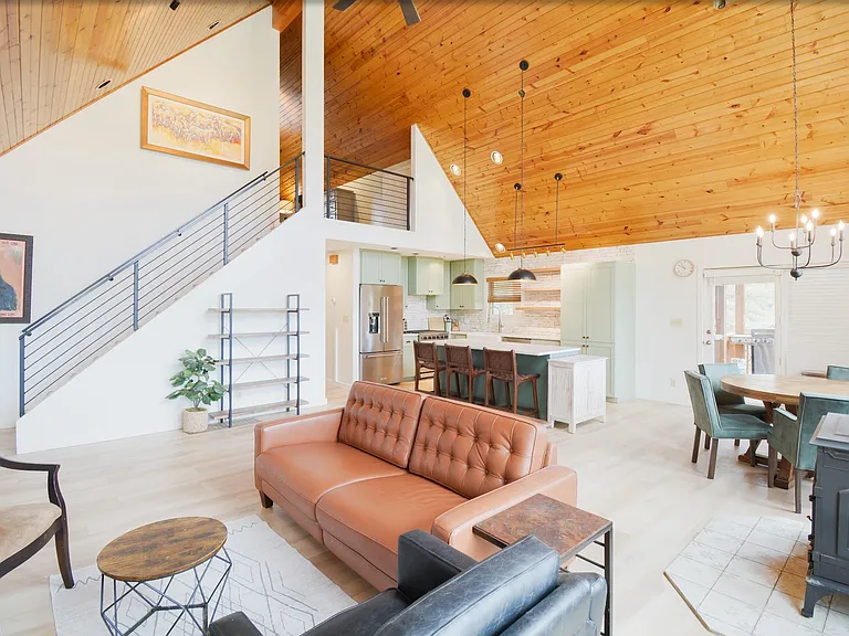 44 Columbine Ct — Photo 11