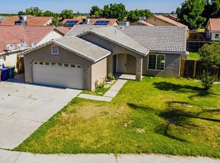 13454 Dylan Ln, Armona, CA 93202