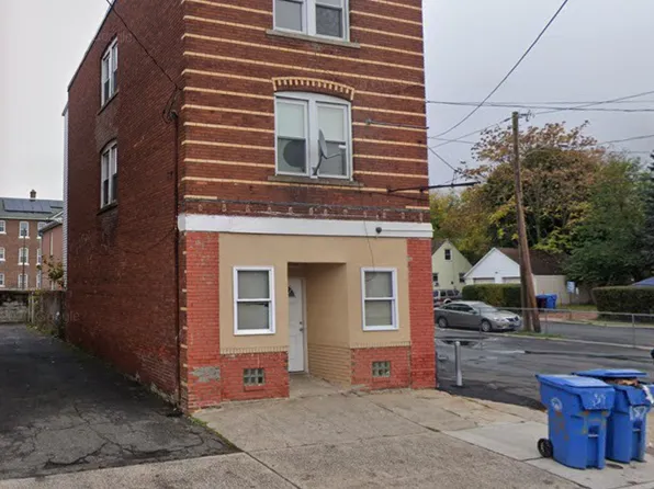 187 Oak St #3, New Britain, CT 06051