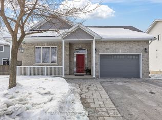 513 McCallum St, Kingston, ON K7K 0B2
