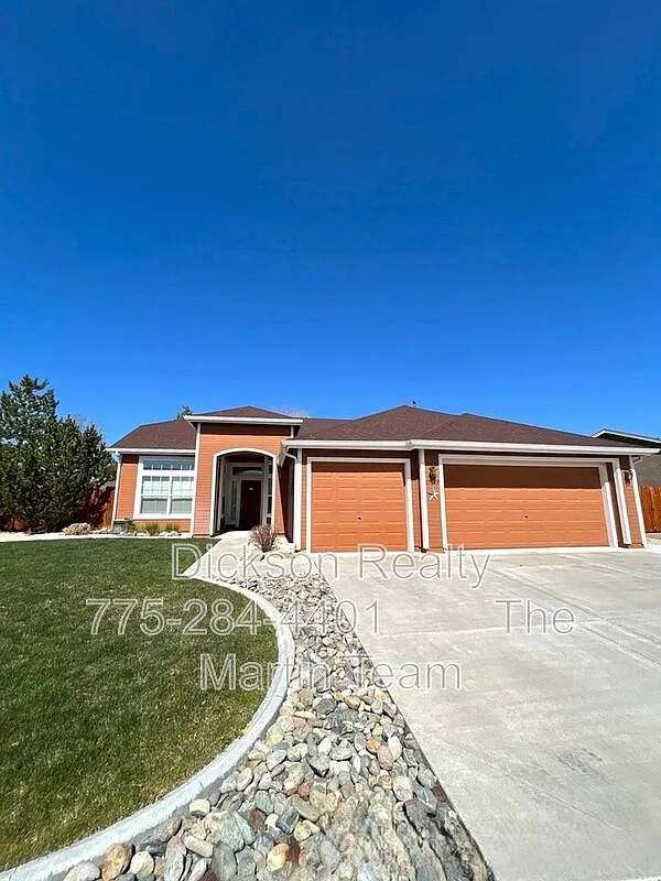 17845 Thunder River Dr photo 1