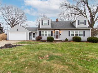 16 Eastgate Dr, Medina, OH 44256