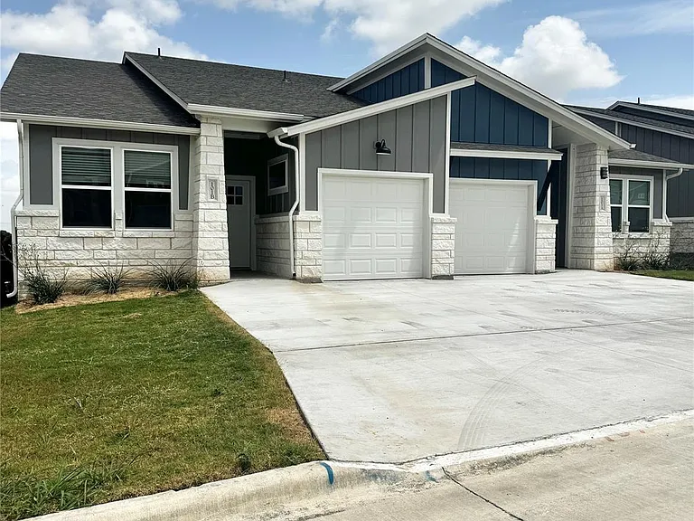 101 Zayd Ct #A — Photo 2