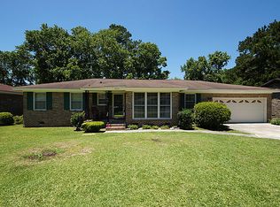 8374 Delhi Rd, North Charleston, SC 29406