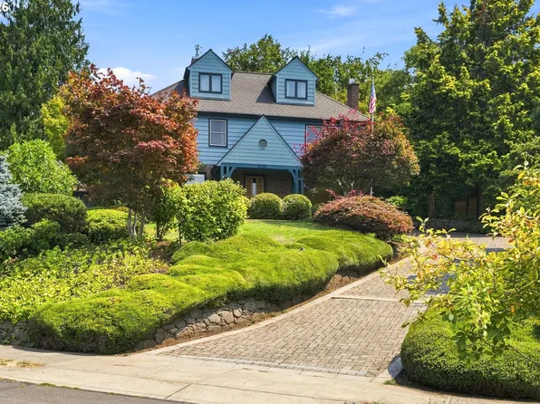 526 SE 65th Ave, Portland, OR 97215