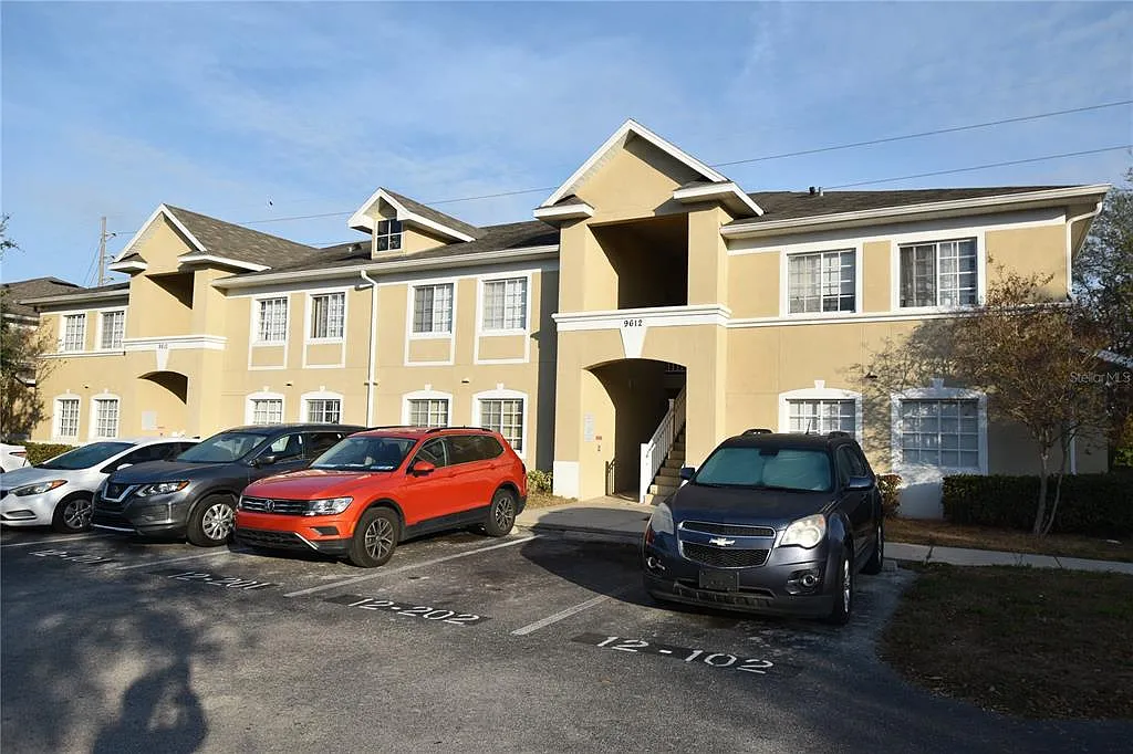 3 bed, 2.0 bath, 1151 sqft, $1,600 — Photo 1
