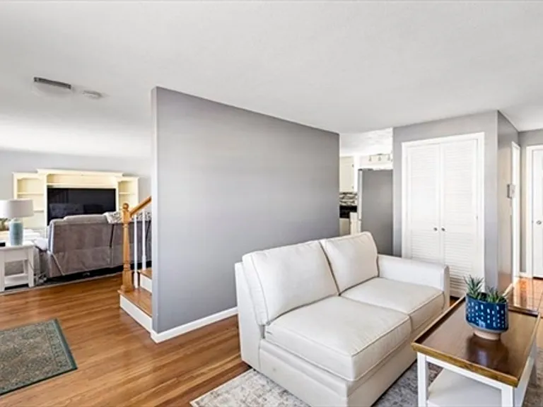 33 Westgate Rd — Photo 6