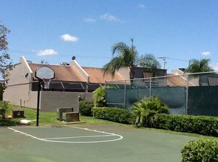 1151 NW 124th Ave, Pembroke Pines, FL 33026