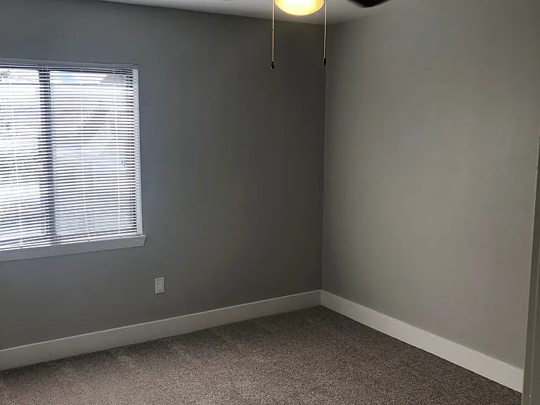 The Fountains Apartments — Photo 41