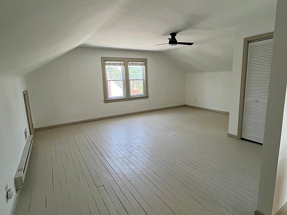 3rd image of 2248 Emily Ave #3
