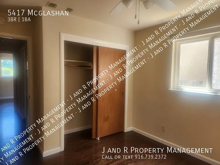 5417 McGlashan St — Photo 12