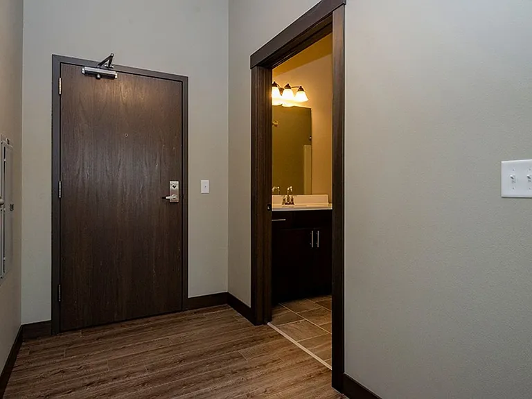 Depot Building C Luxury Rentals — Photo 21
