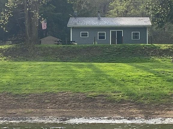2nd image of 177 Hemlock Rd