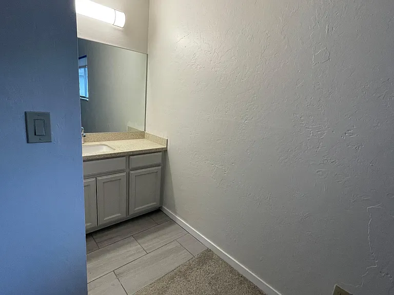 124 Blue Ridge Dr #B — Photo 5