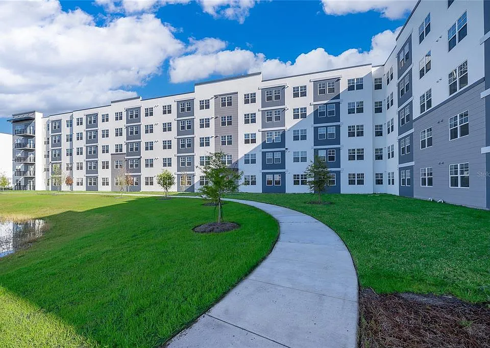 5579 Millenia Park Blvd #521