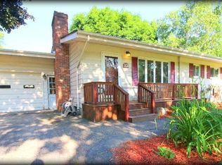 1450 Schafer Dr, Burton, MI