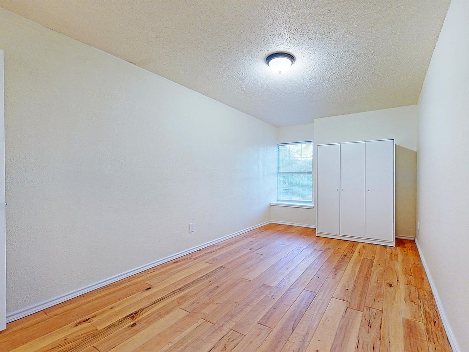 1st image of 2105 Capstan Dr #2E-746119