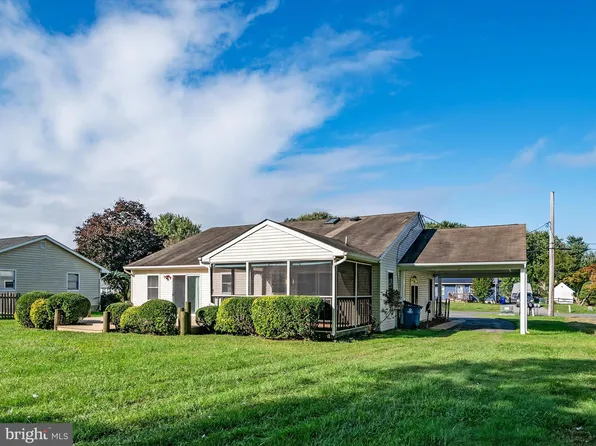 111 Birch Rd, Stevensville, MD 21666