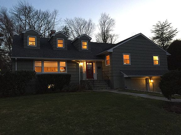 4th image of 14 Longview Dr