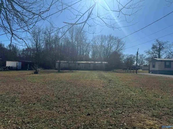 490 Rolan Gooch Rd, Hazel Green, AL 35750